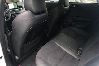 Kia ProCeed – thumbnail 12
