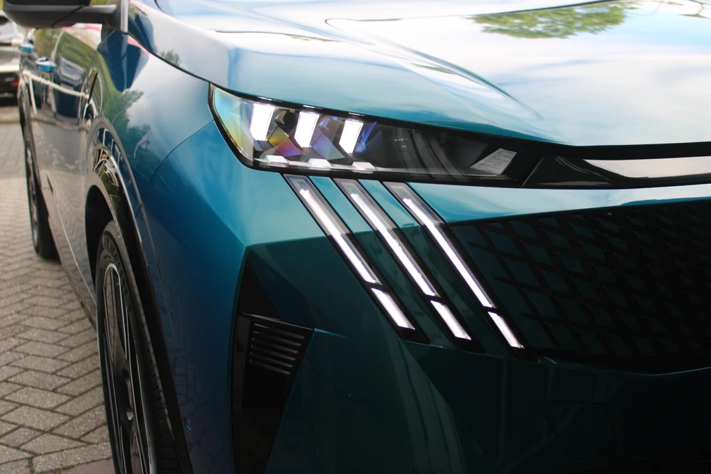 Peugeot e-5008 – foto 15