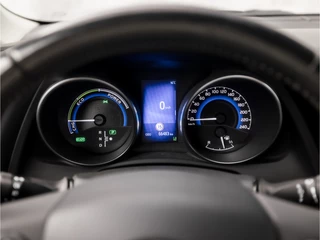 Toyota Auris – thumbnail 23