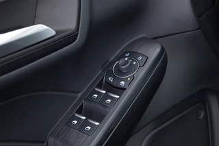 Ford Kuga – thumbnail 15