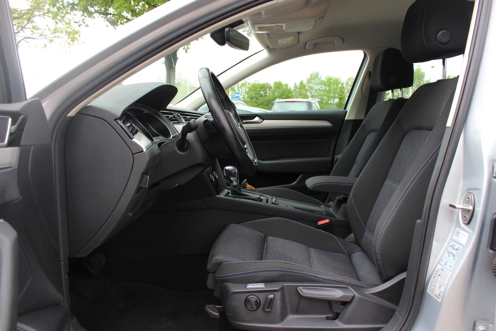 Volkswagen Passat – foto 12