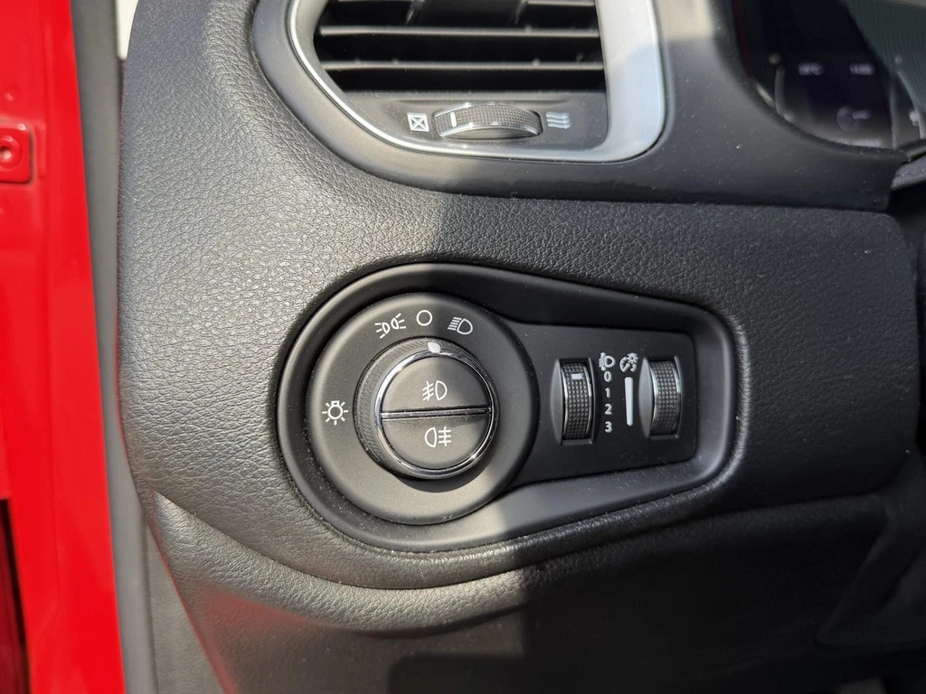 Jeep Renegade – foto 15