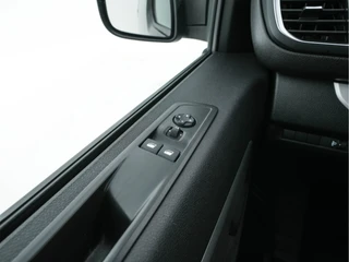 Opel Vivaro-e – thumbnail 23