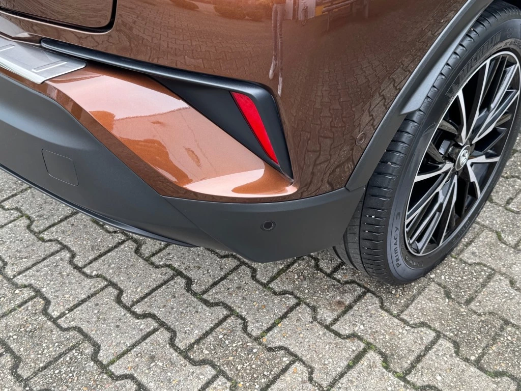 Toyota C-HR – foto 11