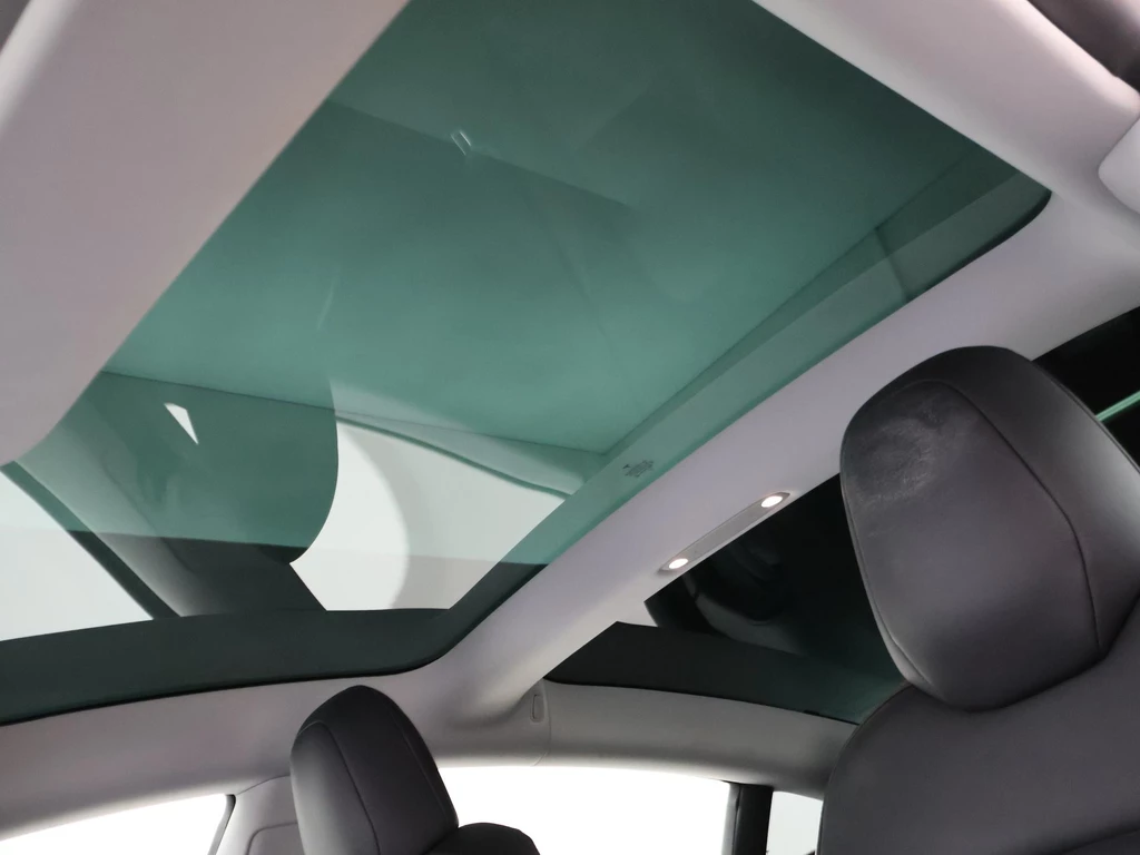 Tesla Model 3 – foto 14