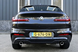 BMW X4 – thumbnail 4