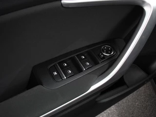 Kia Ceed – thumbnail 11