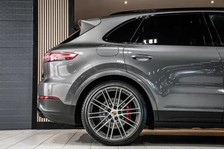 Porsche Cayenne – thumbnail 18