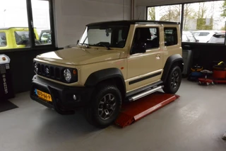 Suzuki Jimny – thumbnail 3