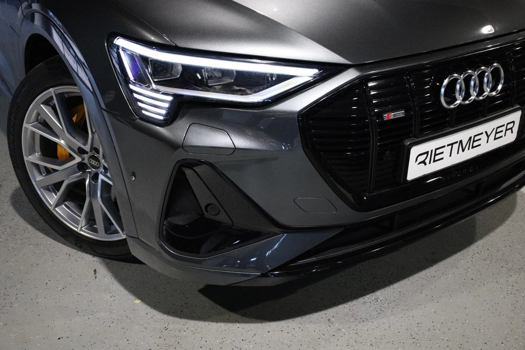 Audi e-tron – foto 17