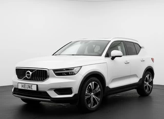 Volvo XC40 – thumbnail 2