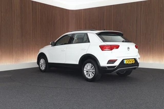 Volkswagen T-Roc – thumbnail 3