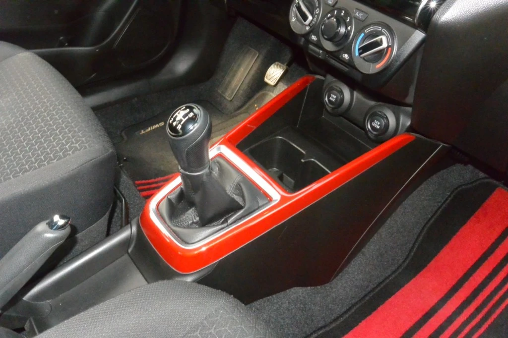 Suzuki Swift – foto 27