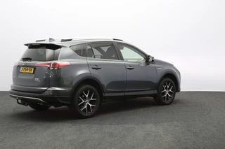 Toyota RAV4 – thumbnail 5