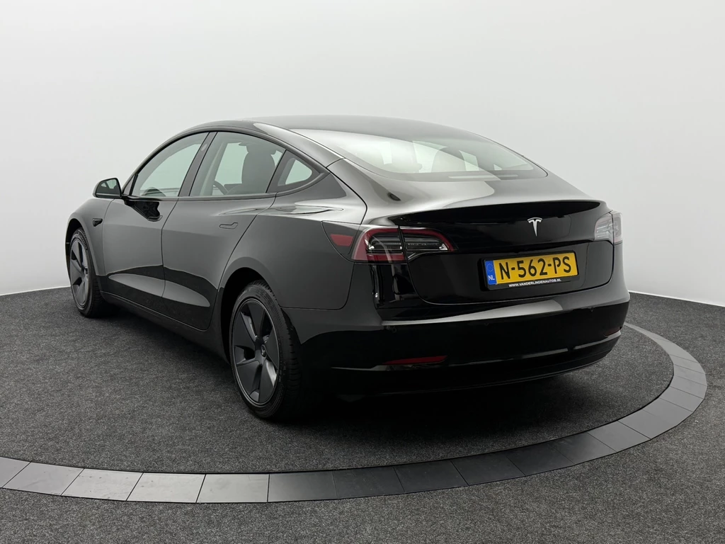 Tesla Model 3 – foto 3