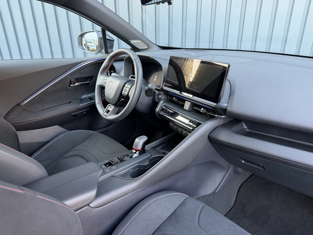 Toyota C-HR – foto 18