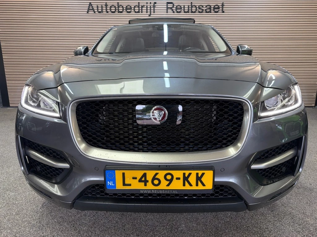 Jaguar F-PACE – foto 8