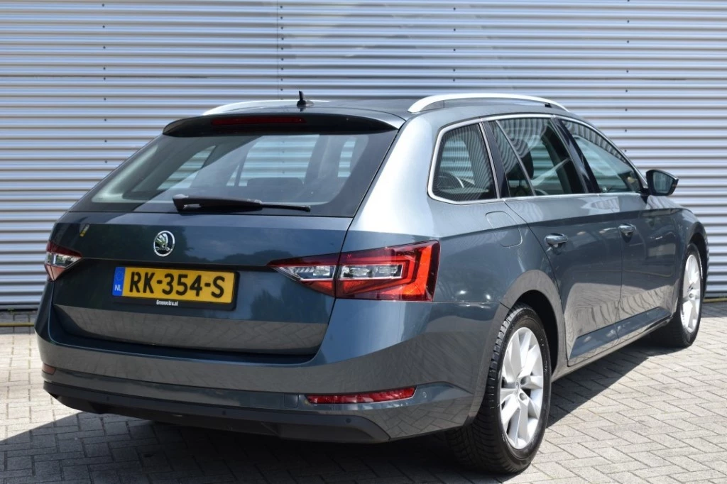 Škoda Superb – foto 4