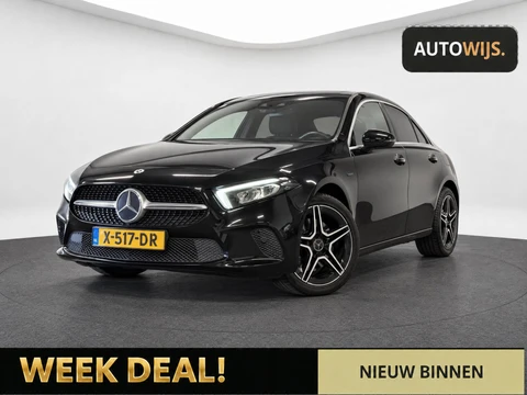 Mercedes-Benz A-klasse 250 e Premium|SFEER VERLICHTING|WIDESCREEN|CAMERA|LED|AMG VELGEN