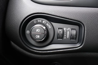 Jeep Renegade – thumbnail 37