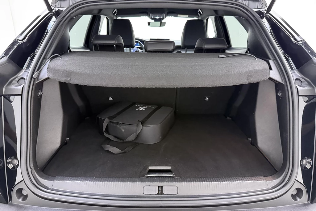Peugeot e-2008 – foto 12