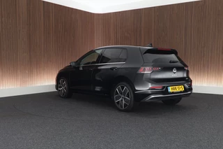 Volkswagen Golf – thumbnail 3