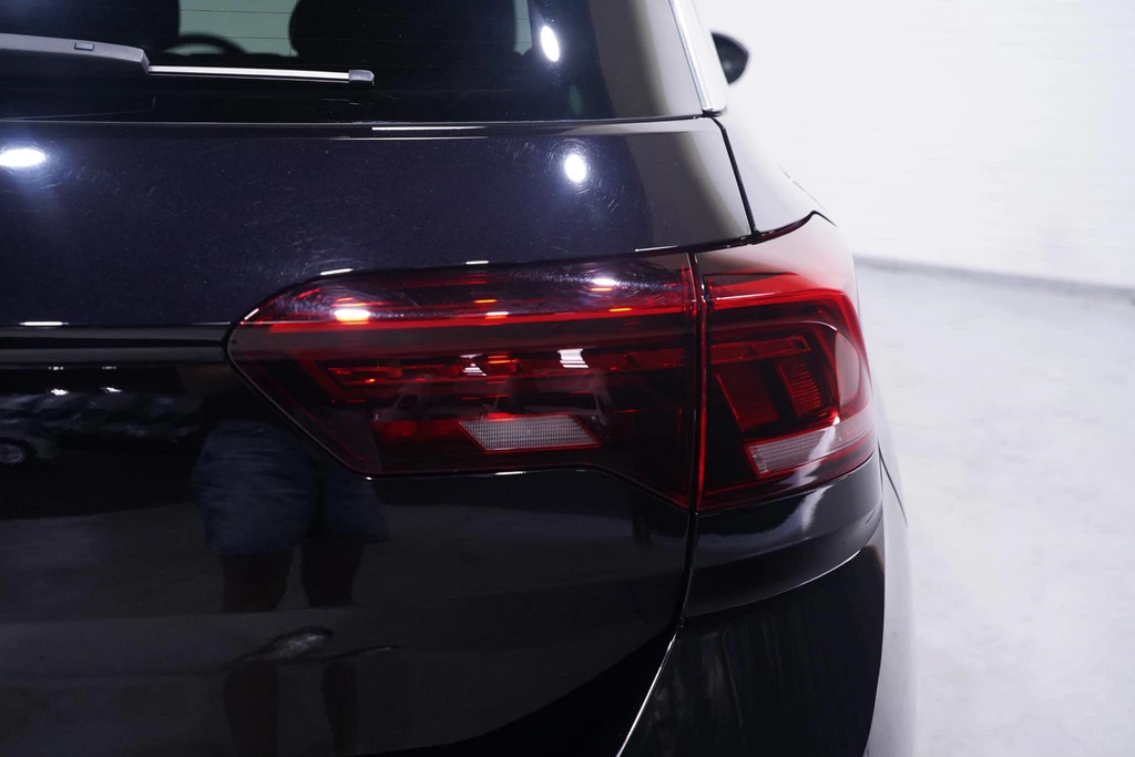 Volkswagen T-Roc – foto 15