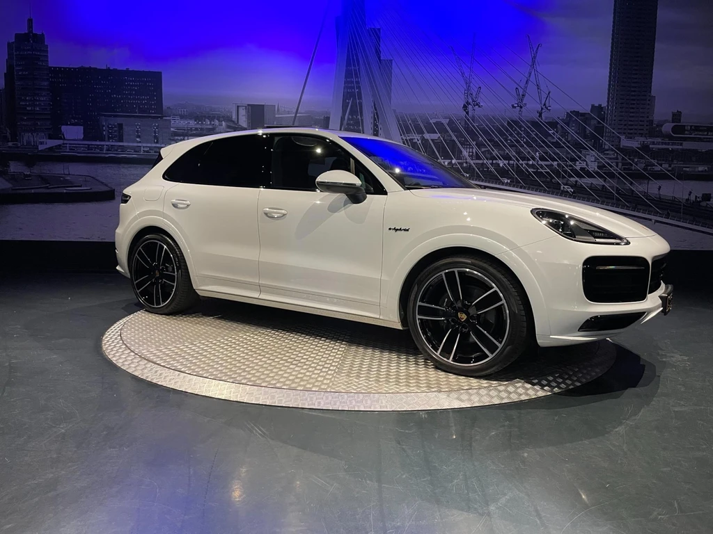 Porsche Cayenne – foto 16