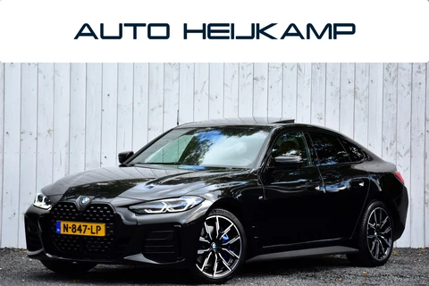 BMW 4-serie Gran Coupé 420i Business Edition Plus | M-pakket | Head Up | Schuif/Kanteldak | Adaptieve Cruise | NL-Auto |