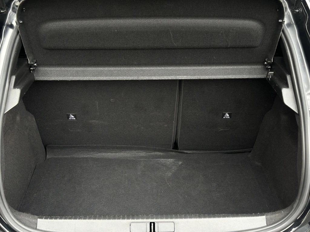 Peugeot 208 – foto 9