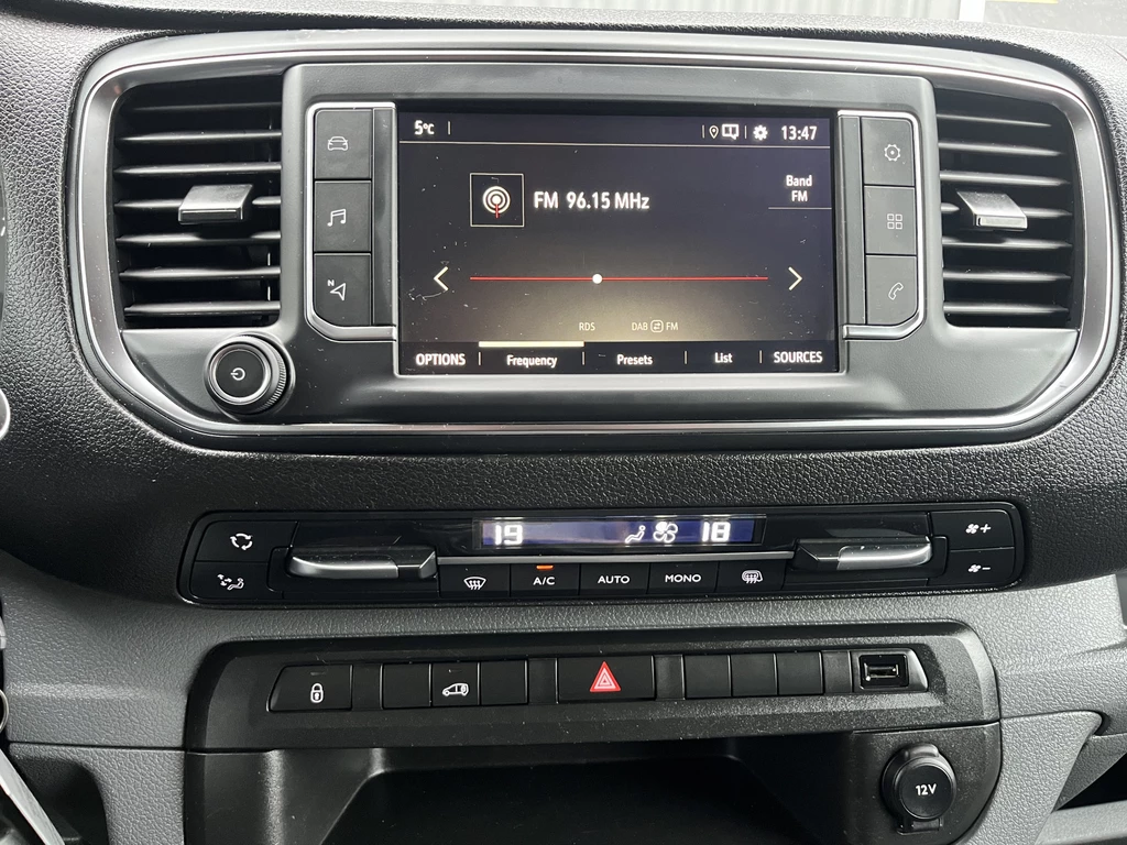 Opel Vivaro – foto 30