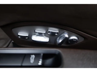 Porsche 911 – thumbnail 12