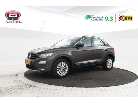 Volkswagen T-Roc 1.5 TSI Style Automaat, Apple carplay, Trekhaak