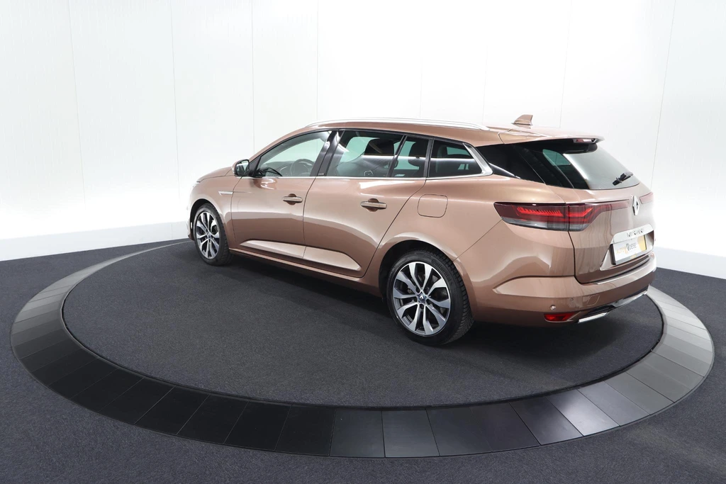 Renault Megane E-Tech – foto 7