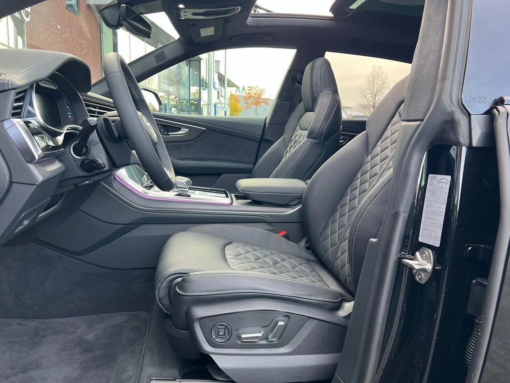 Audi Q8 – foto 12