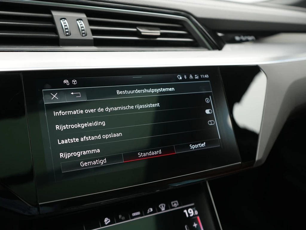 Audi Q8 e-tron – foto 49