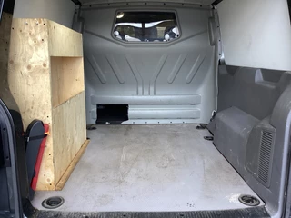 Volkswagen Transporter – thumbnail 48