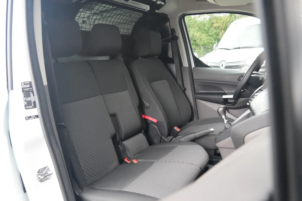 Ford Transit Connect – foto 32
