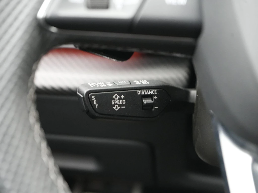 Audi RSQ8 – foto 22
