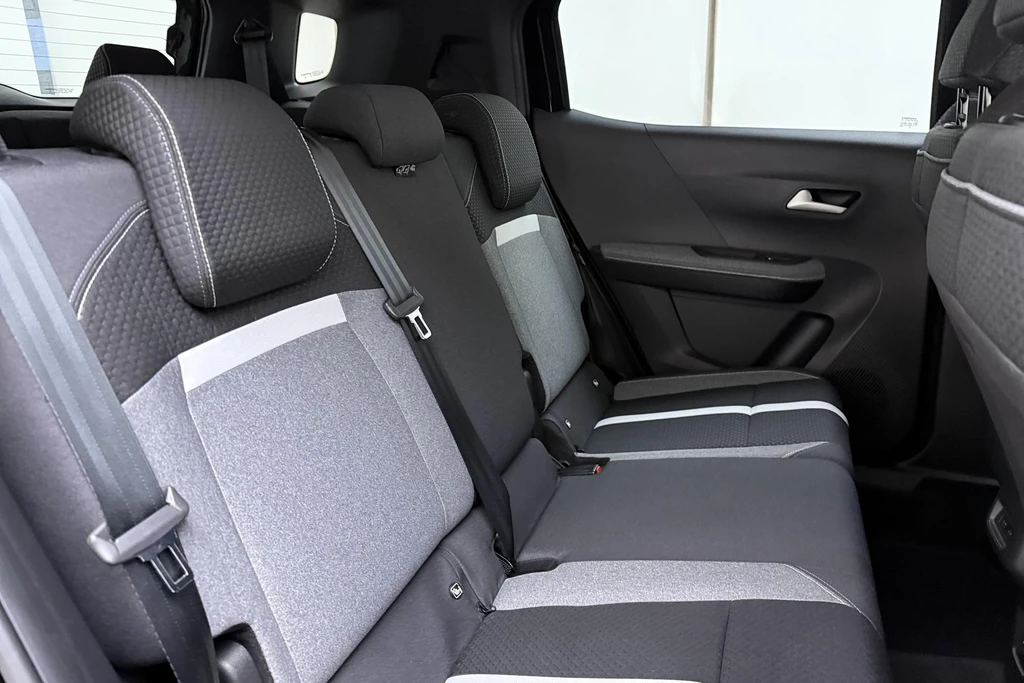 Opel Frontera – foto 18