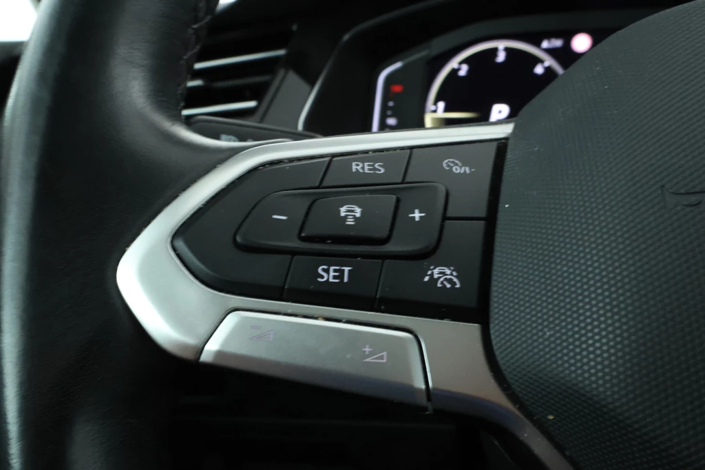 Volkswagen Passat – foto 22