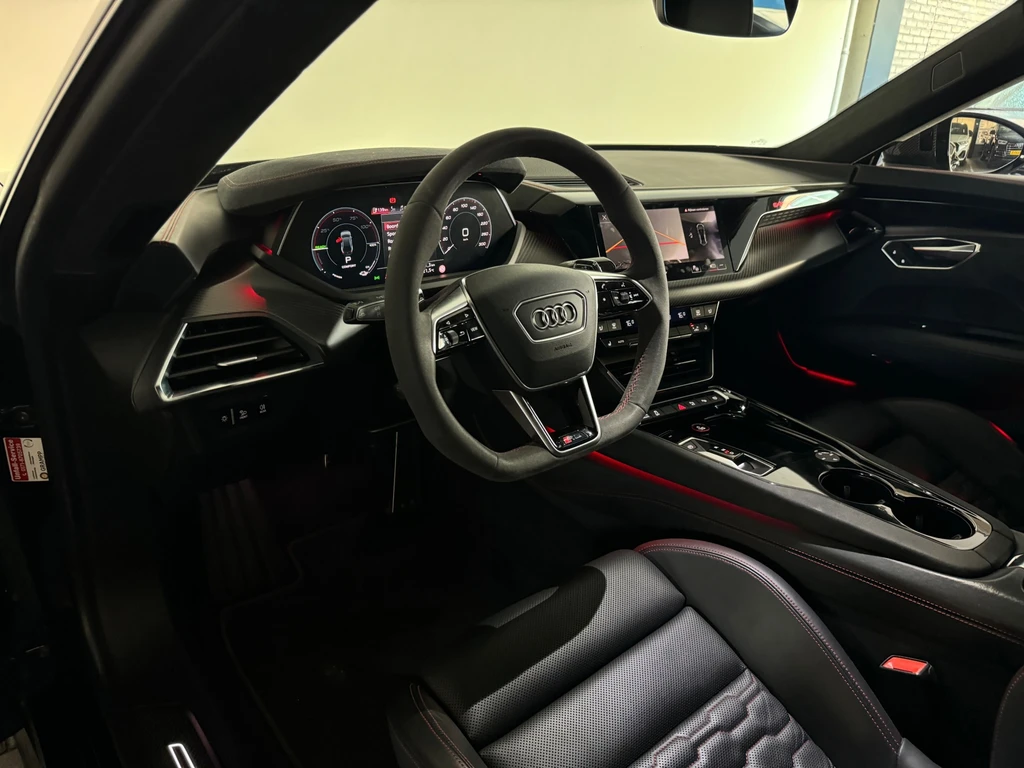 Audi e-tron GT – foto 11