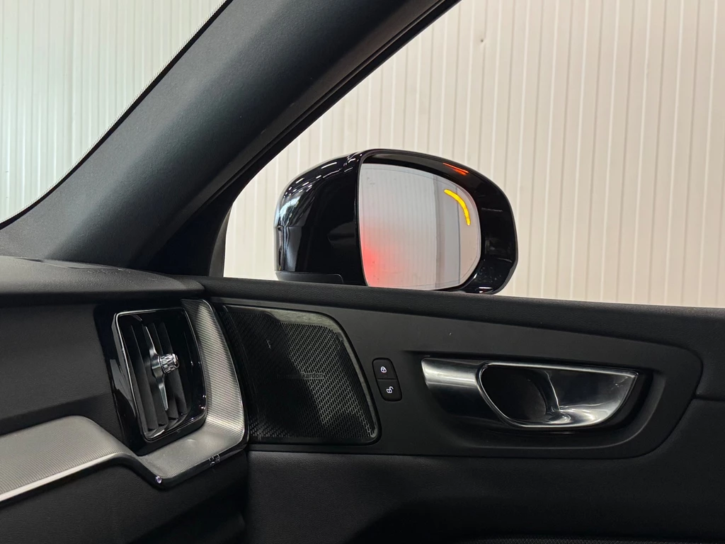 Volvo XC60 – foto 21