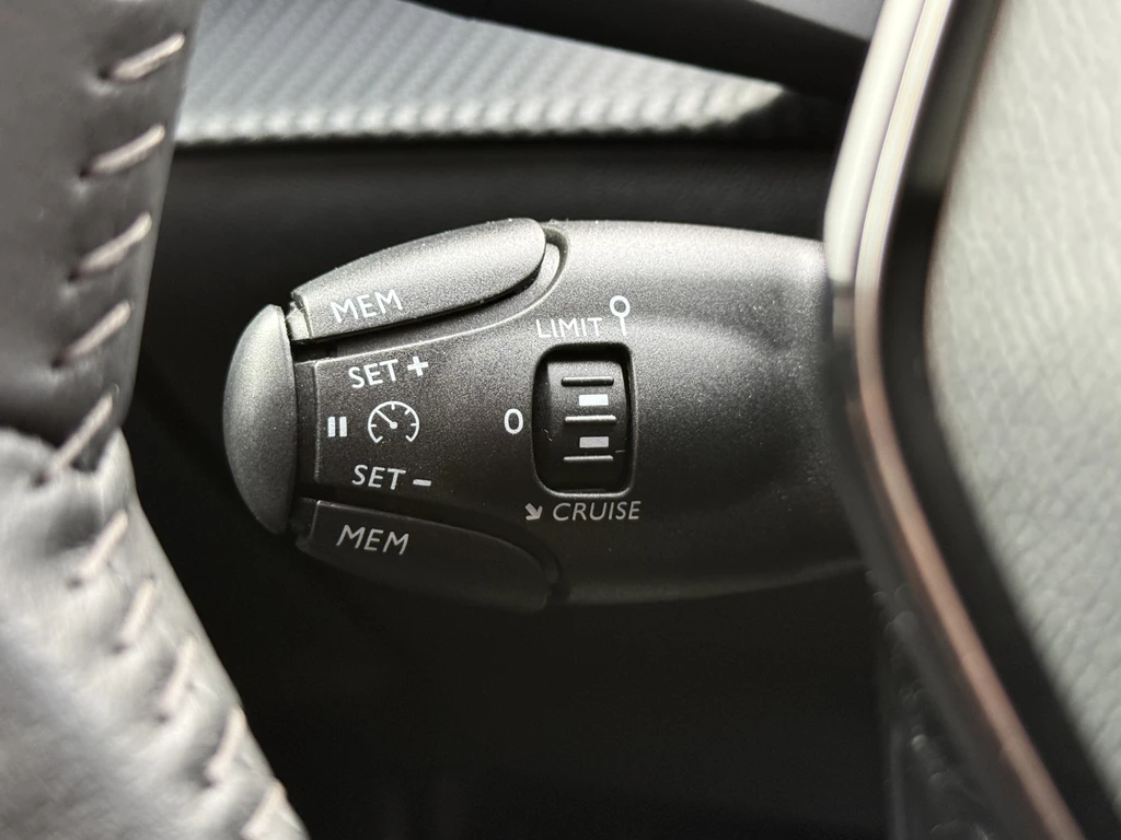 Peugeot e-2008 – foto 23