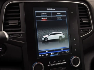 Renault Mégane Estate – thumbnail 27