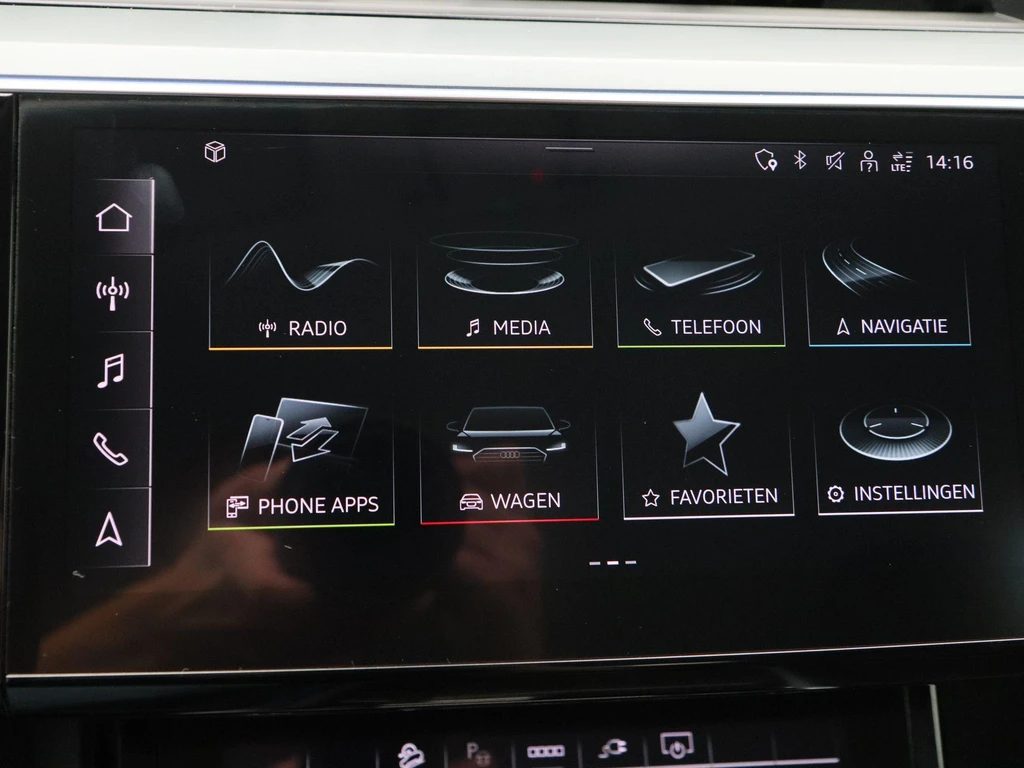 Audi e-tron – foto 30