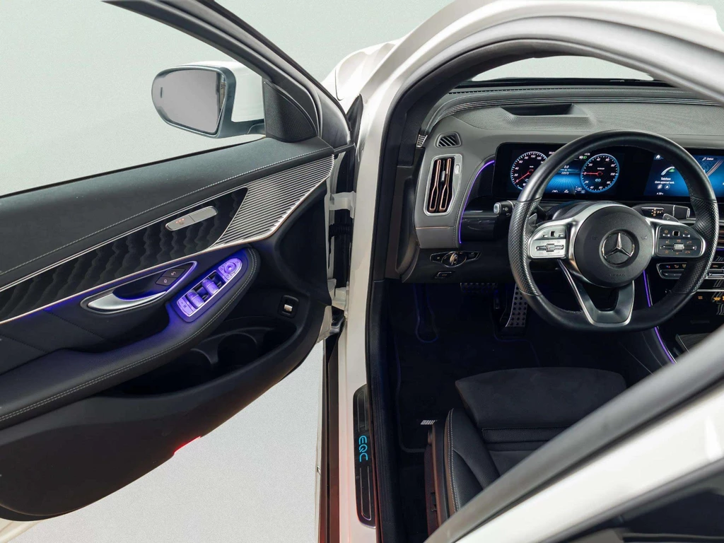 Mercedes-Benz EQC – foto 27