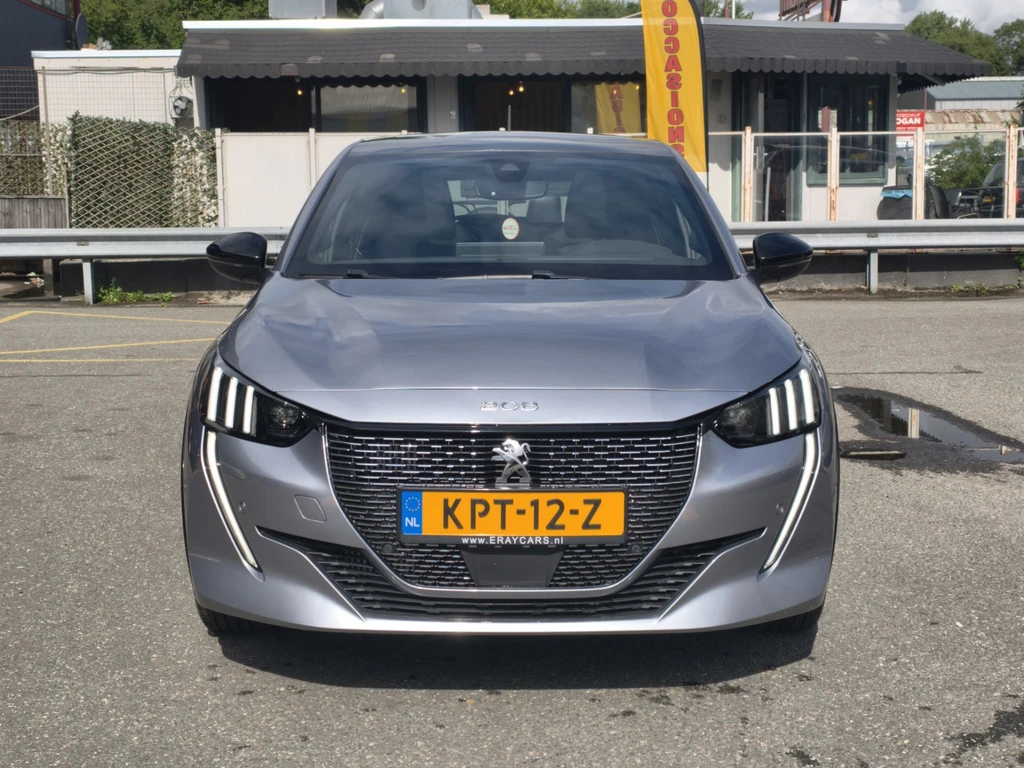 Peugeot 208 – foto 8