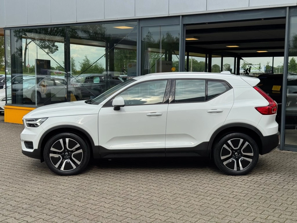 Volvo XC40 – foto 2
