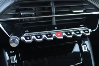 Peugeot 208 – thumbnail 36